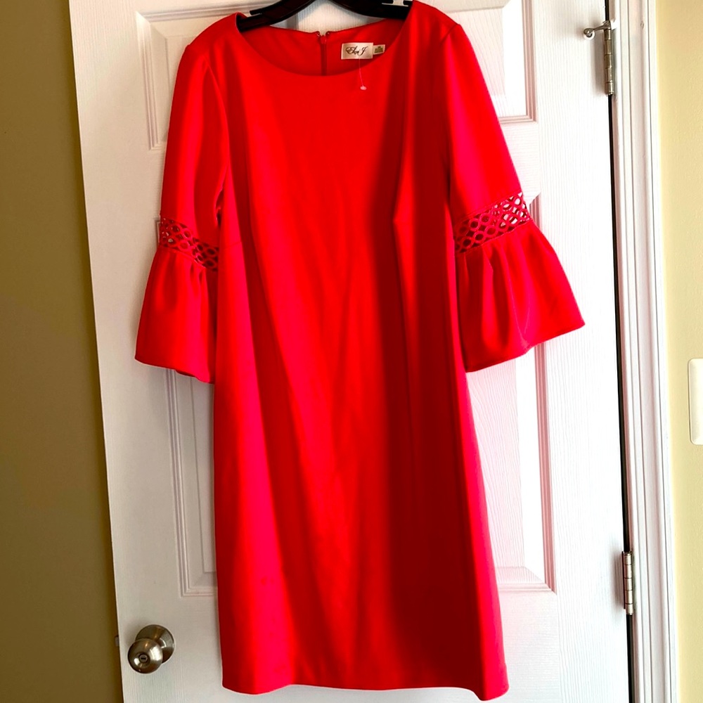 NWOT Eliza J women dress.